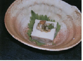 いちじくごま豆腐の梅ドレッシングの写真