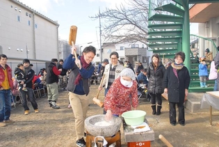 餅つき大会の写真