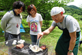 写真：キャンプ場での食事は格別