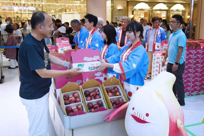 写真：平成28年度いちじく即売会の様子