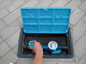 写真：止水栓の閉め方