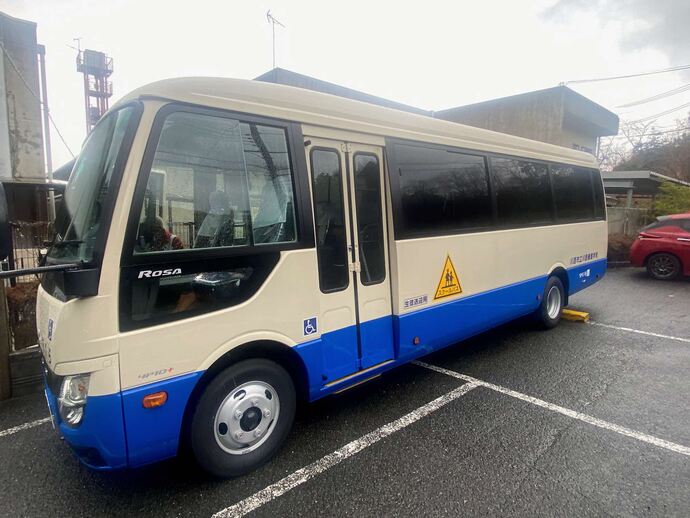 川西養護学校スクールバスさくら号