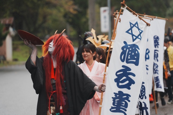 練り歩き
